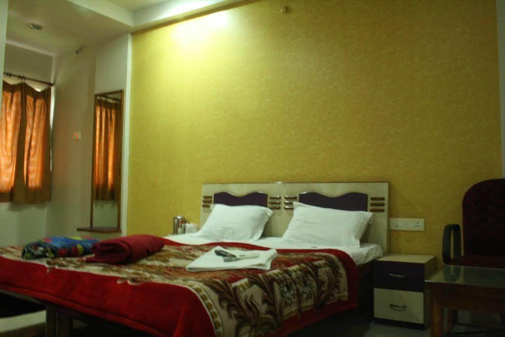 Hotel Shree Gayatri Inn Nagpur Exterior foto